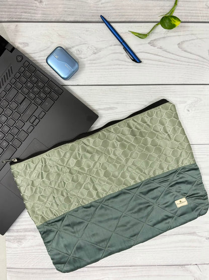 Sage Whisper Laptop Sleeve (Max) TradzEco