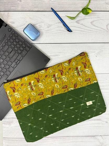 Verdant Vine Laptop Sleeve (Max) TradzEco