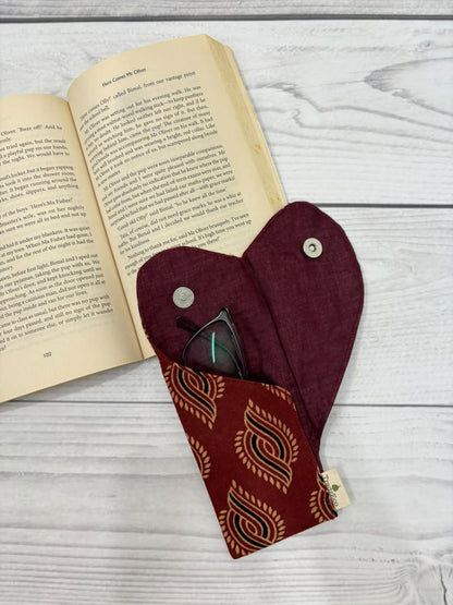 Maroon Jaal Corazón Case